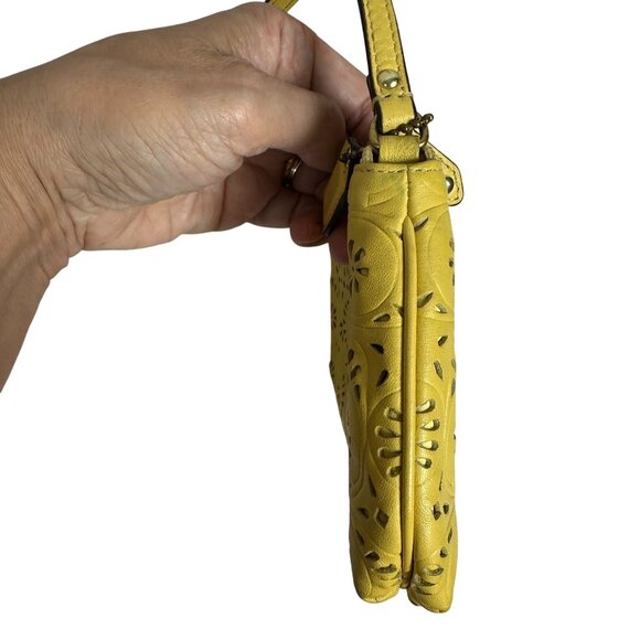 Coach Leather Daisy Eyelet Perforated Wristlet Bag Mini Marigold Yellow - Picture 4 of 10
